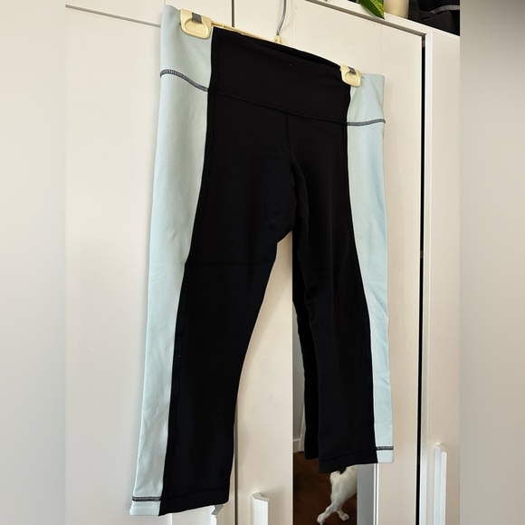 Lululemon wunder under crops size 10 Vintage - Picture 1 of 3